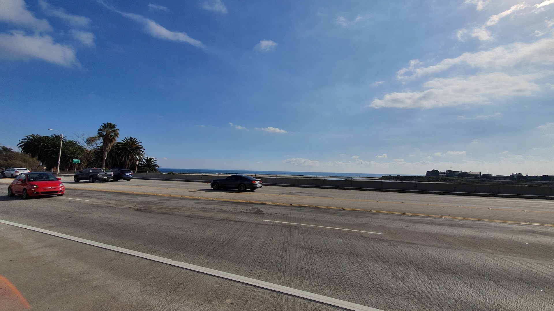 Explorează Malibu, California: Plaje, Gastronomie și Aventură