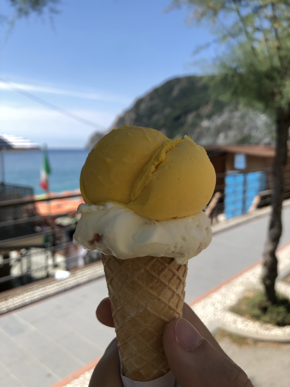 Descoperă Monterosso al Mare: Plaje, gastronomie și aventuri