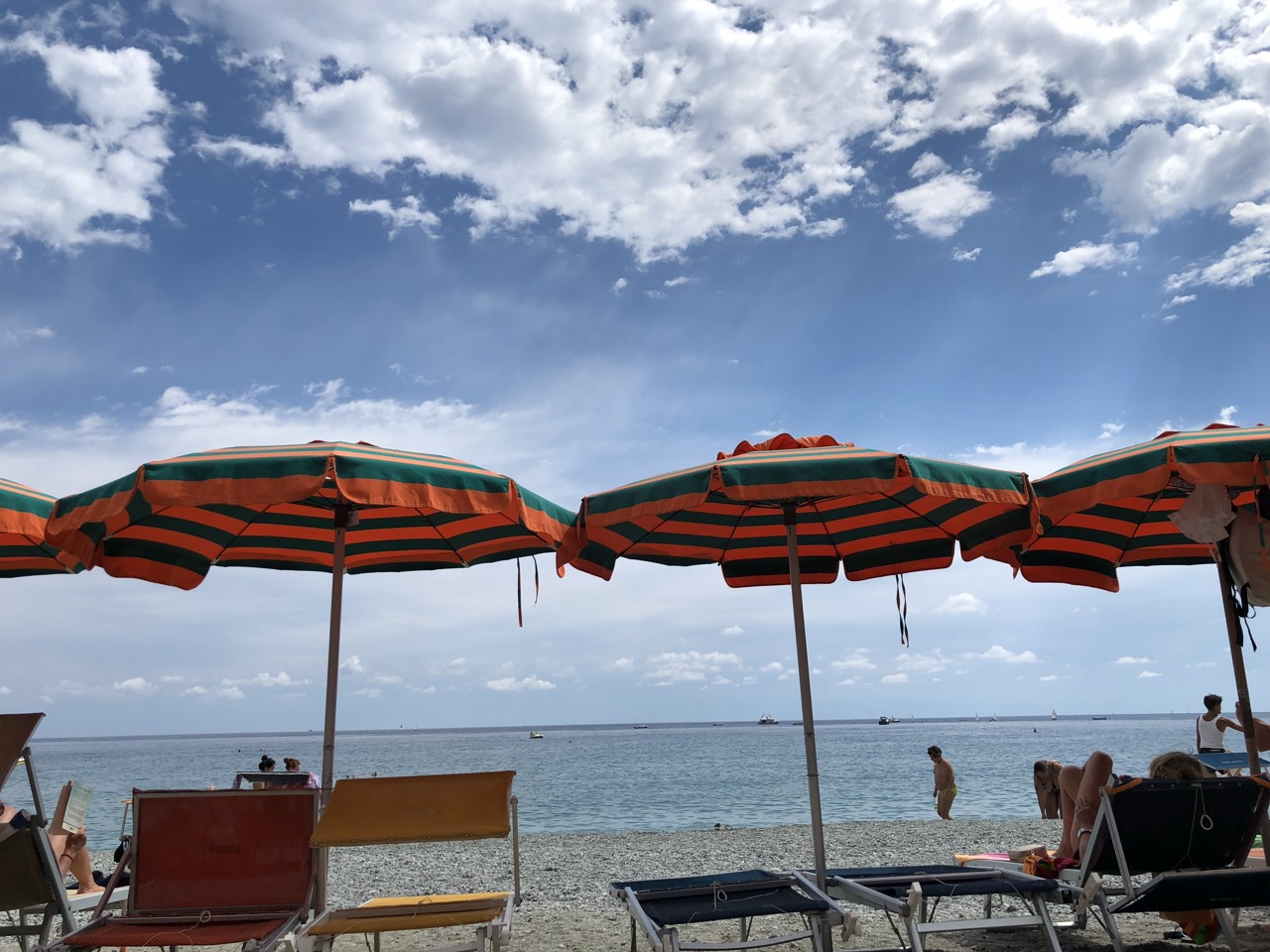 Descoperă Monterosso al Mare: Plaje, gastronomie și aventuri