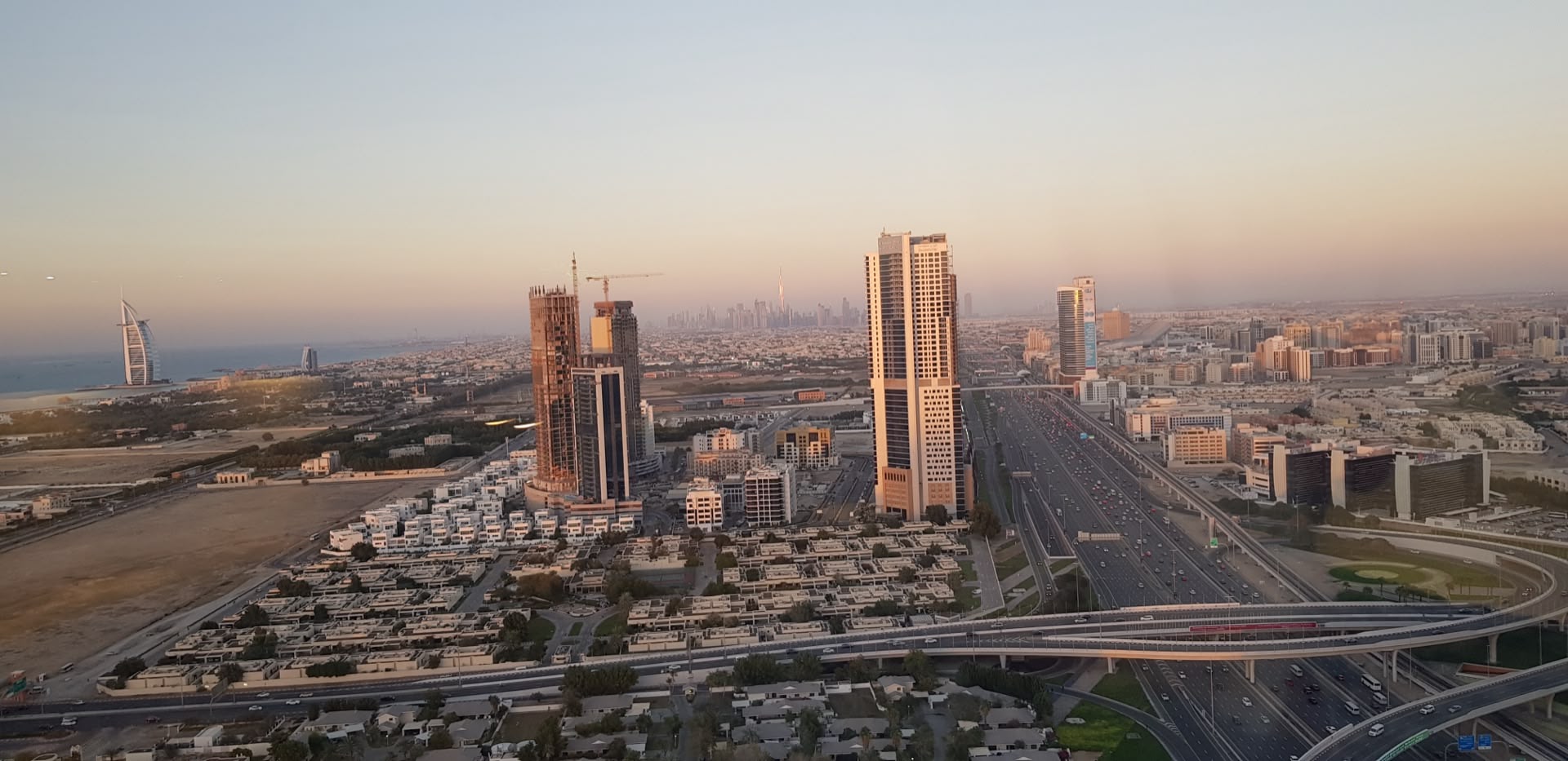 7 Zile în Dubai: Dincolo de Strălucirea Orizontului