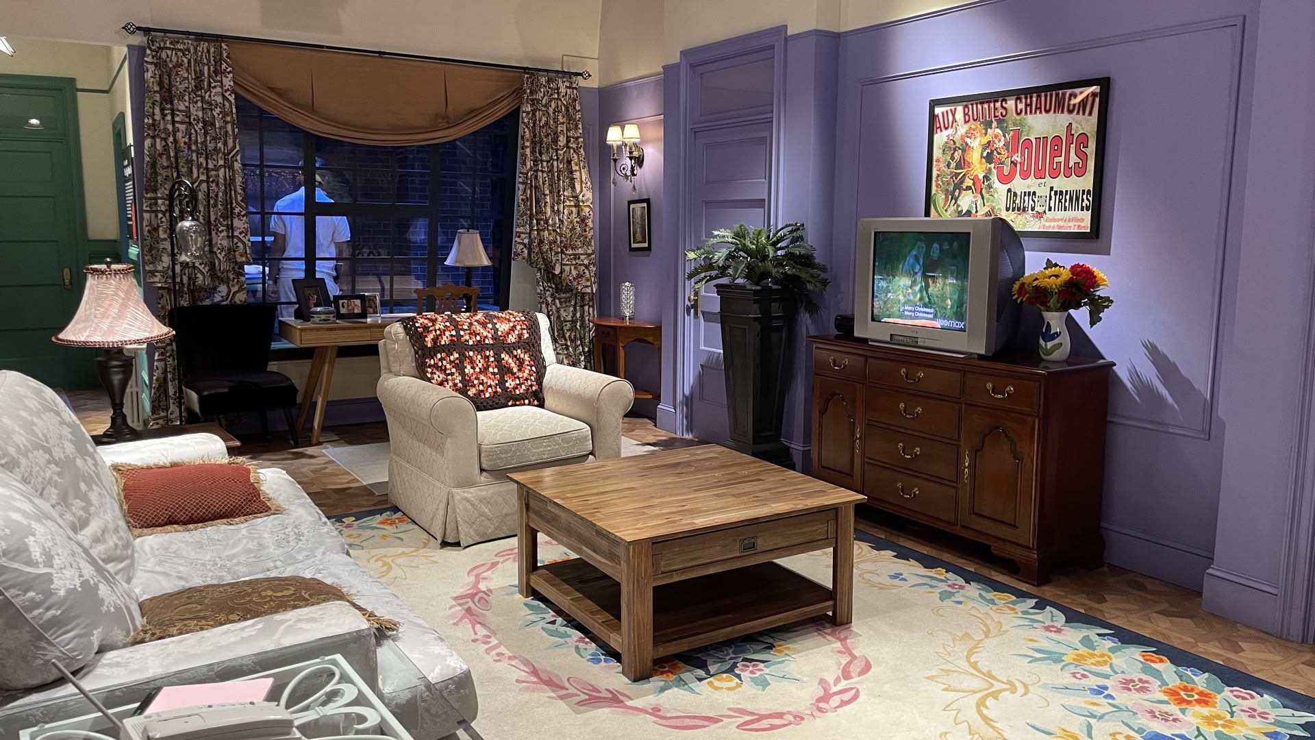 Cum am Petrecut Jumătate de Zi Trăind Viața „Friends” în NYC