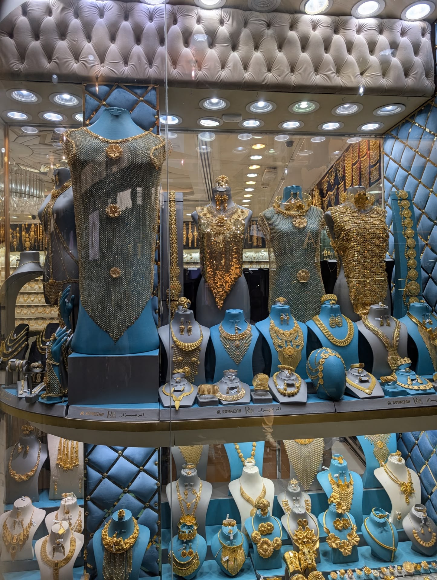 Gold Market din Dubai: O Călătorie Strălucitoare în Inima Luxului