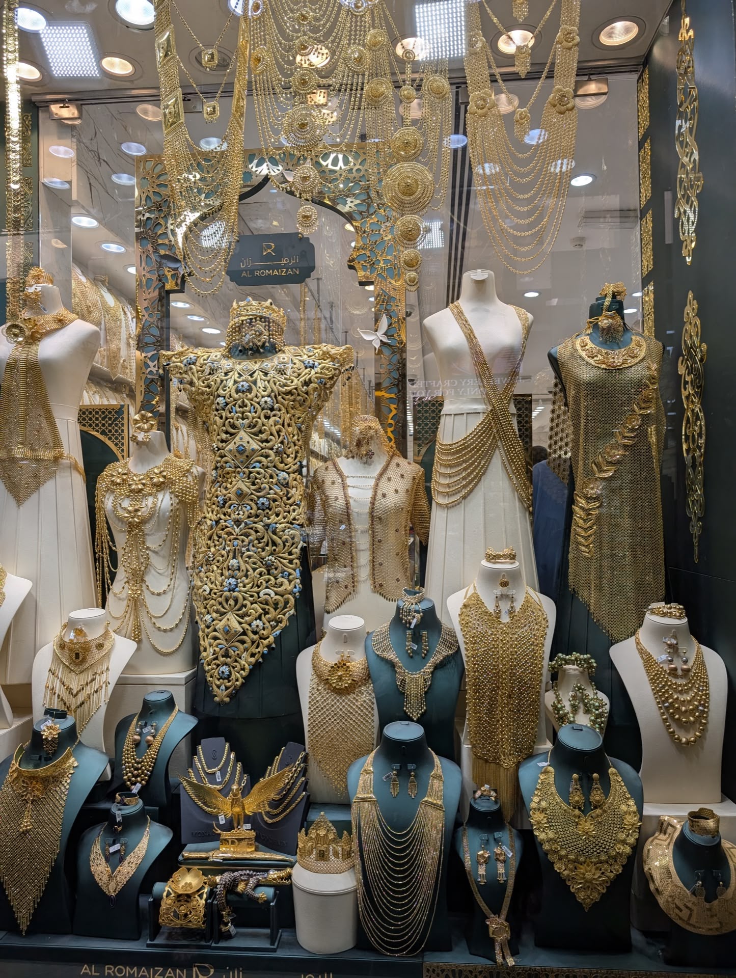 Gold Market din Dubai: O Călătorie Strălucitoare în Inima Luxului