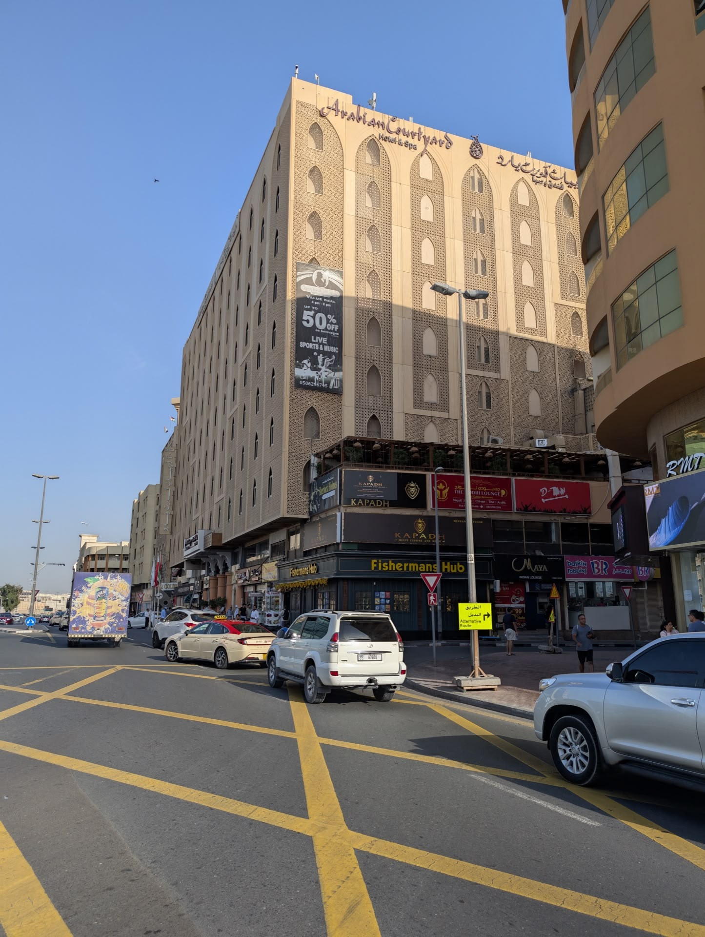 Dubai Old Town: Dincolo de Strălucirea Zgârie-Norilor