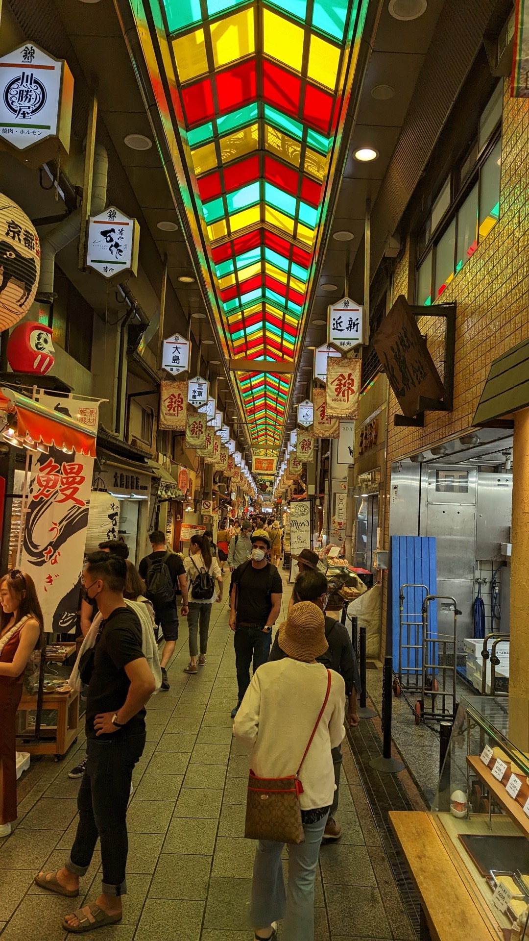 Piața Nishiki: arome și culori în inima orașului Kyoto