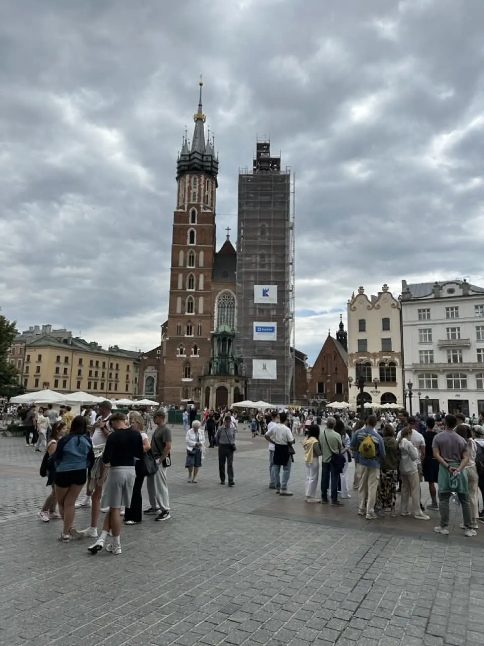 Varșovia în 2 Zile: Un City Break Surprinzător de Plăcut (Ghid 2025)