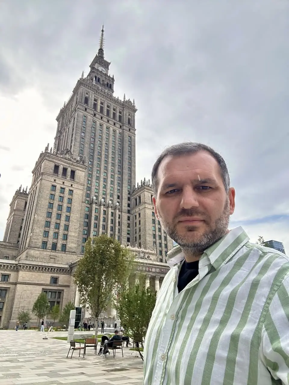 Varșovia în 2 Zile: Un City Break Surprinzător de Plăcut (Ghid 2025)
