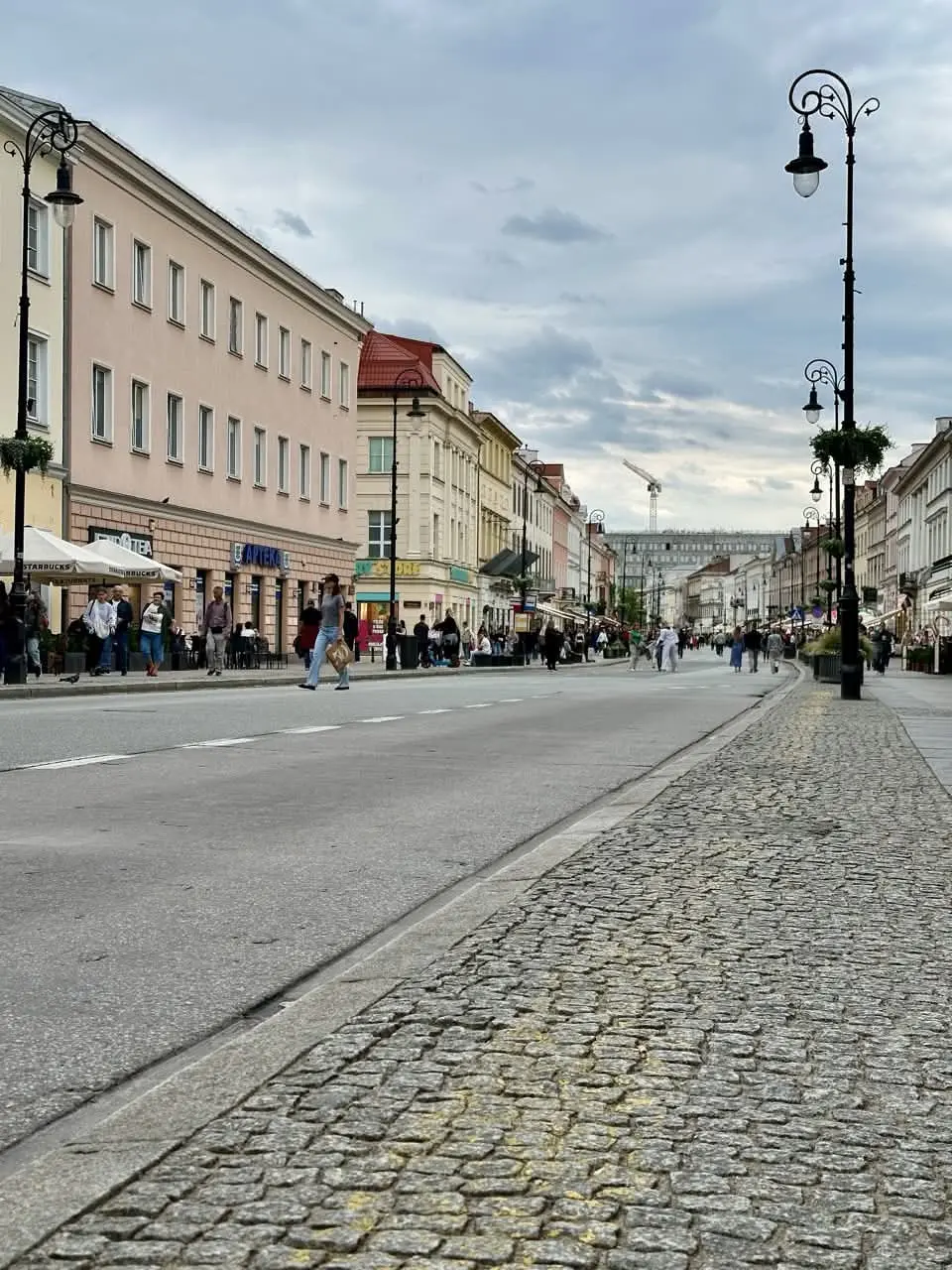 Varșovia în 2 Zile: Un City Break Surprinzător de Plăcut (Ghid 2025)