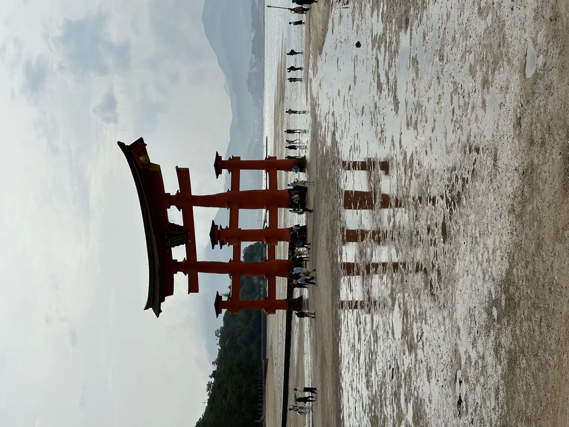 Image 4 for De la Hiroshima la Liniștea de pe Miyajima: Vizita la Altarul Itsukushima (Ghid cu JR Pass)