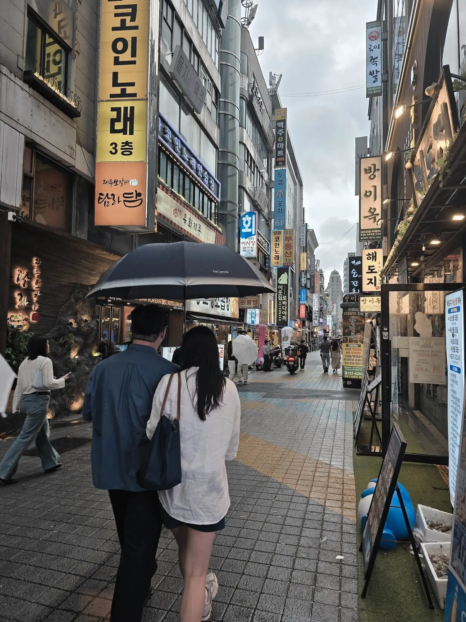 Image 7 for GT40: Seoul Coreea, haos, street food și viață de noapte
