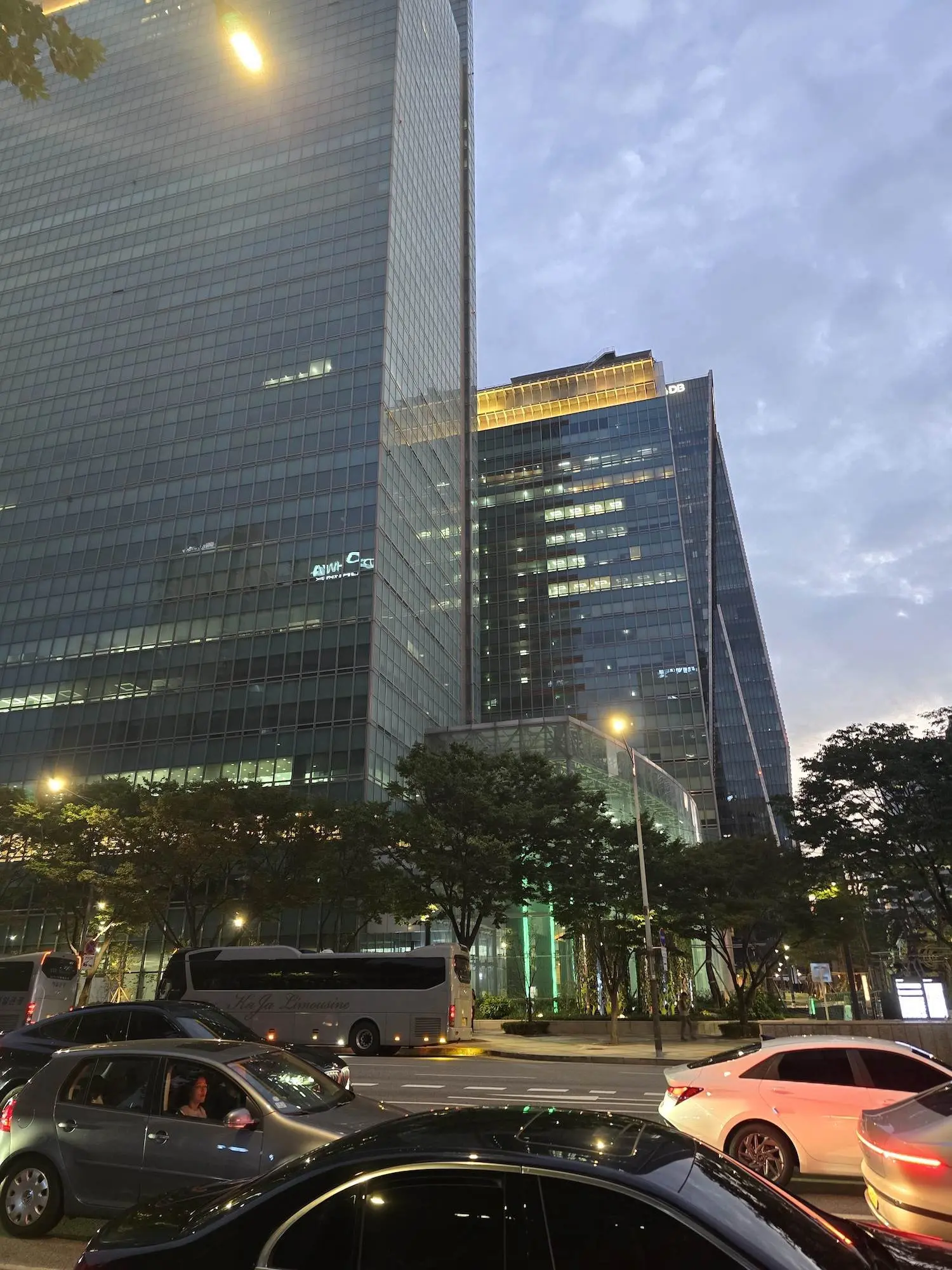 Image 14 for GT40: Seoul Coreea, haos, street food și viață de noapte