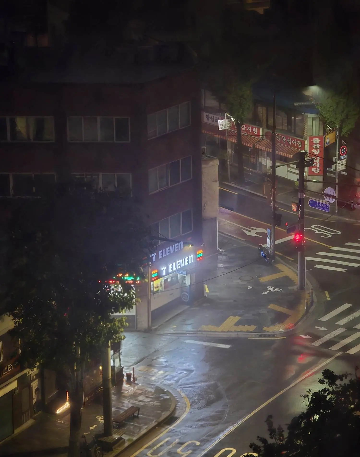 Image 20 for GT40: Seoul Coreea, haos, street food și viață de noapte
