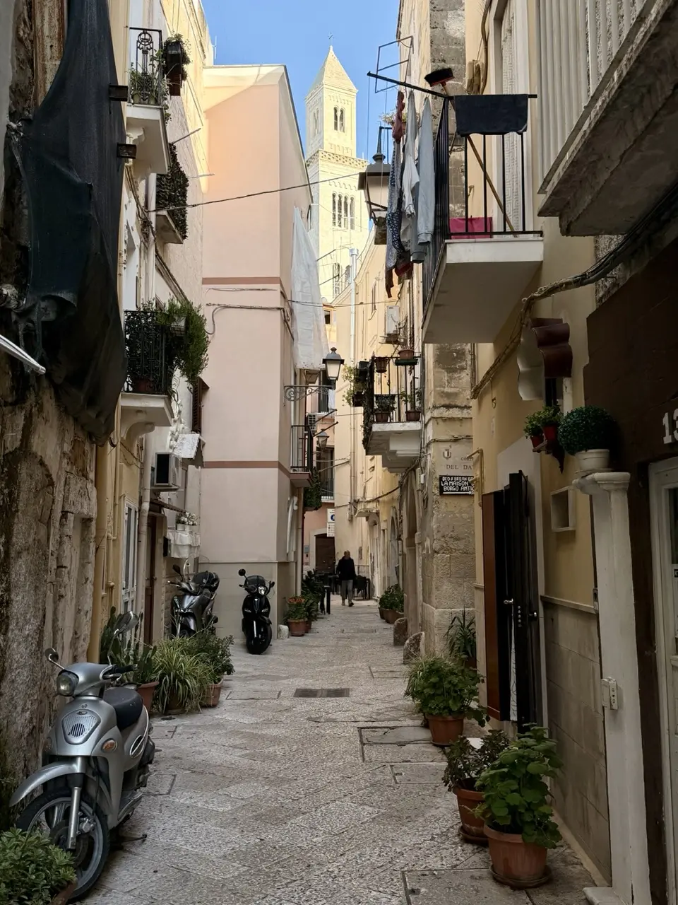 Image 7 for City Break în Bari: Merită să te întorci după 10 ani?