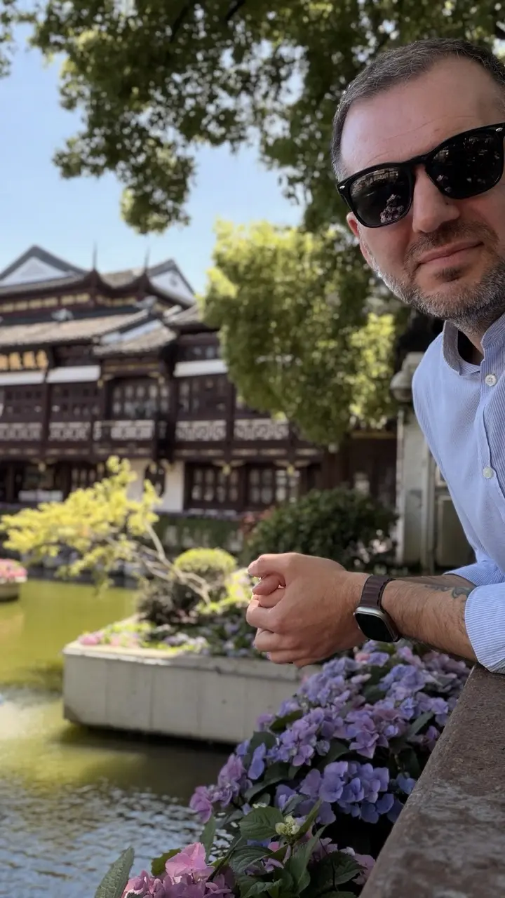 Image 2 for GT41:Asia Ep3 | City of Gods: O dimineata la templu Shanghai