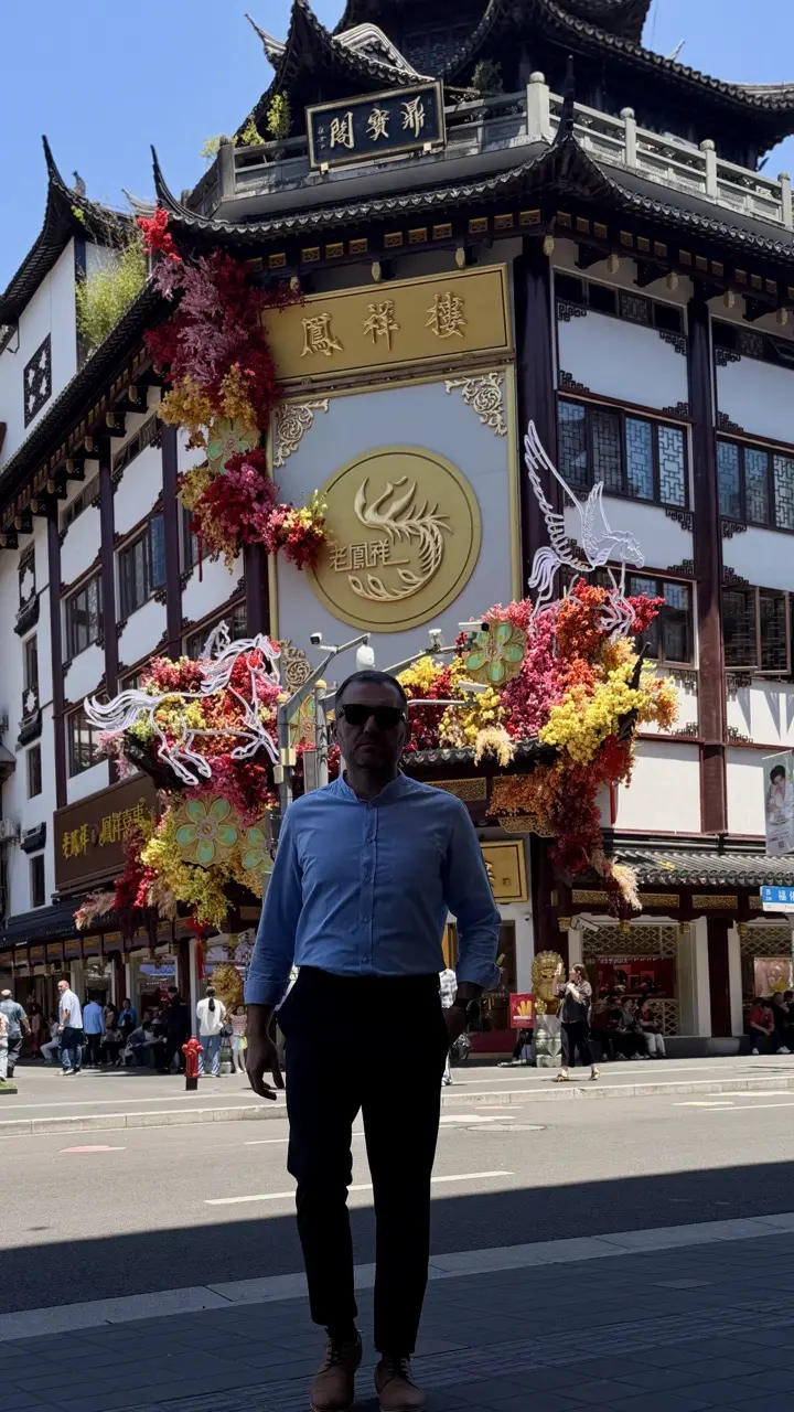 Image 14 for GT41:Asia Ep3 | City of Gods: O dimineata la templu Shanghai