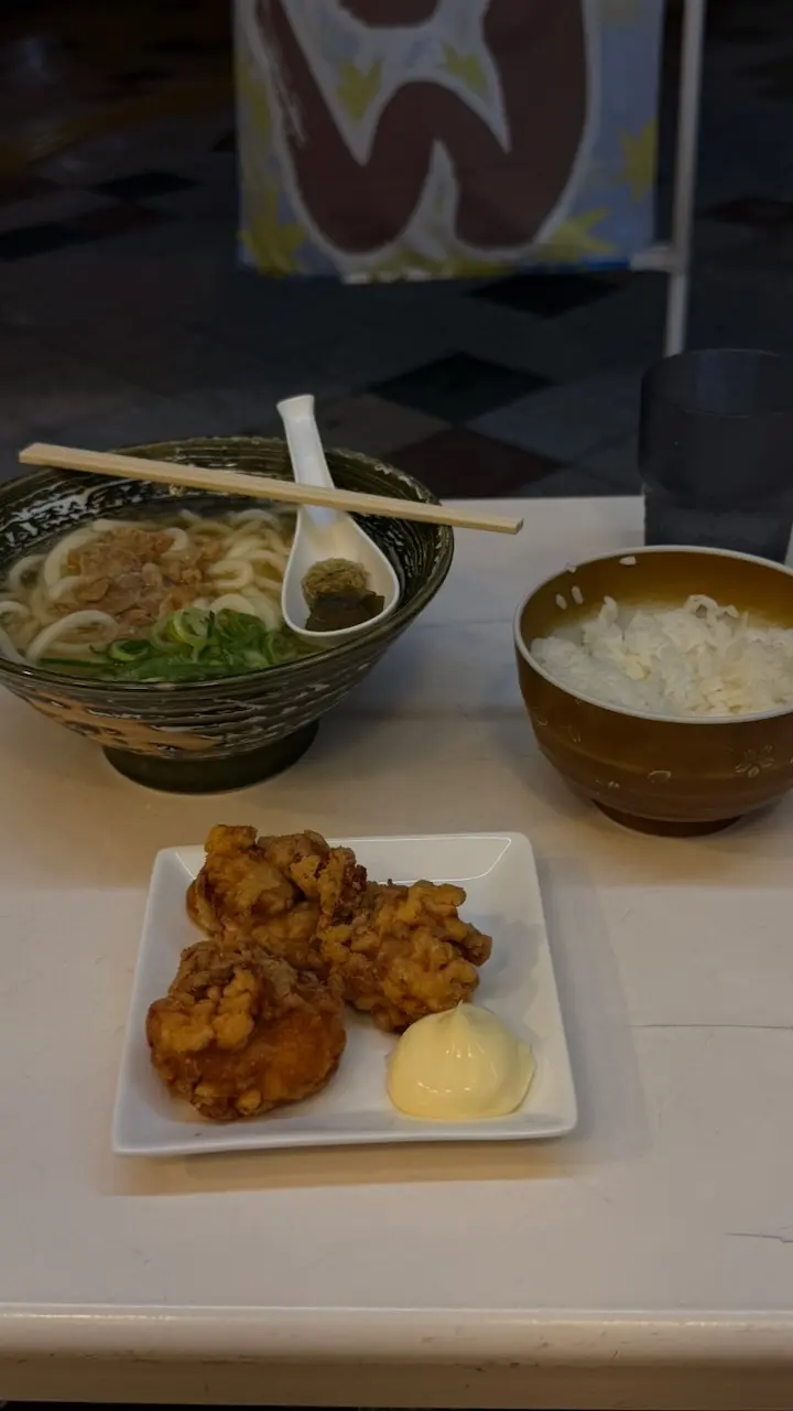 Image 14 for GT41: Asia | Osaka: Haos cu reguli și cafea la cinci minute